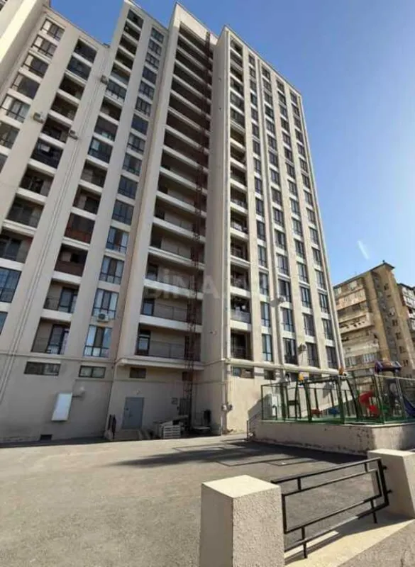 Satılır 3 otaqlı mənzil 75 m²