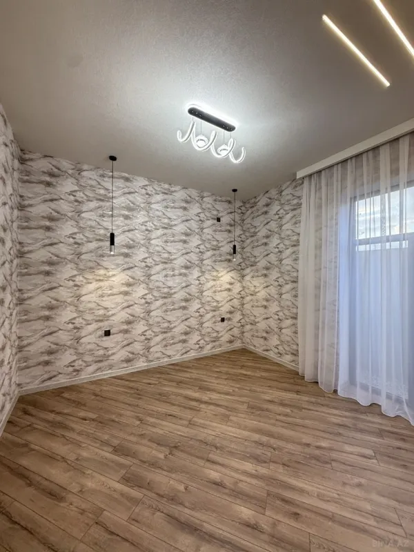 Satılır 4 otaqlı həyət evi 130 m²