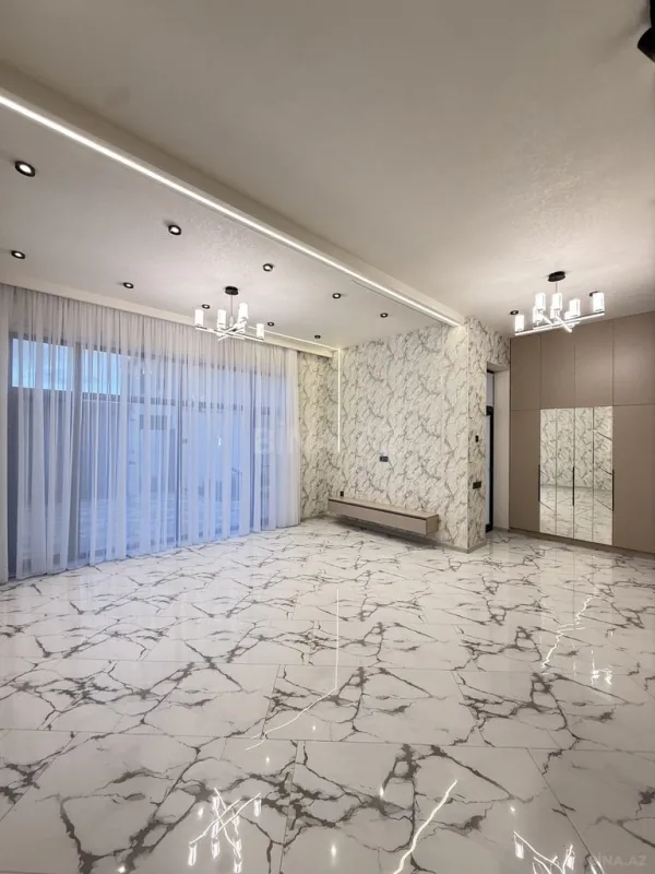 Satılır 4 otaqlı həyət evi 130 m²