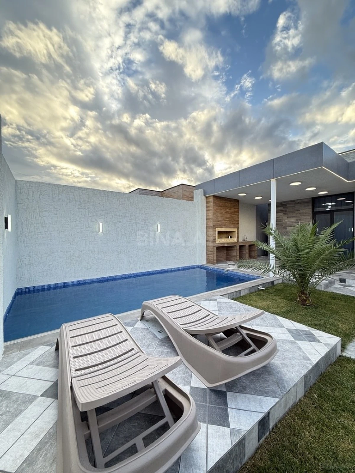 Satılır 4 otaqlı həyət evi 130 m²