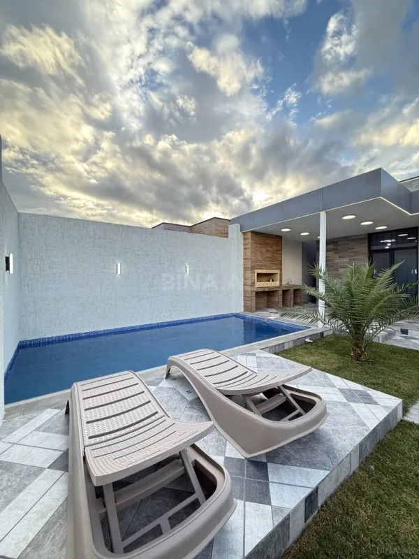 Satılır 4 otaqlı həyət evi 130 m²