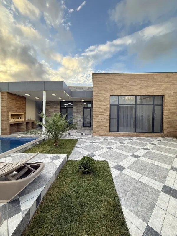 Satılır 4 otaqlı həyət evi 130 m²