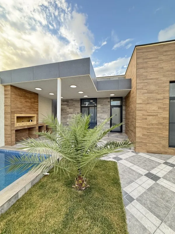 Satılır 4 otaqlı həyət evi 130 m²