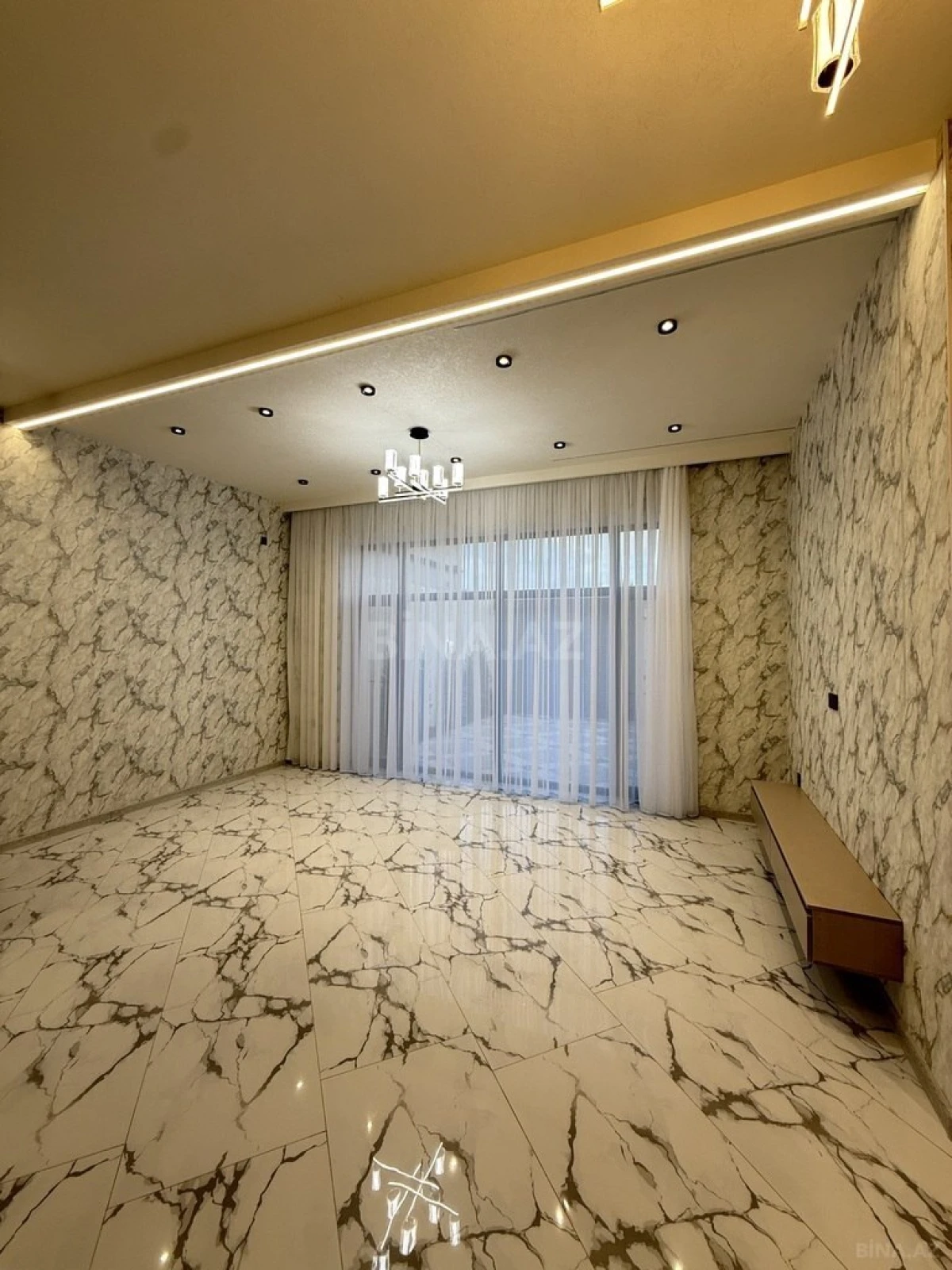 Satılır 4 otaqlı həyət evi 130 m²