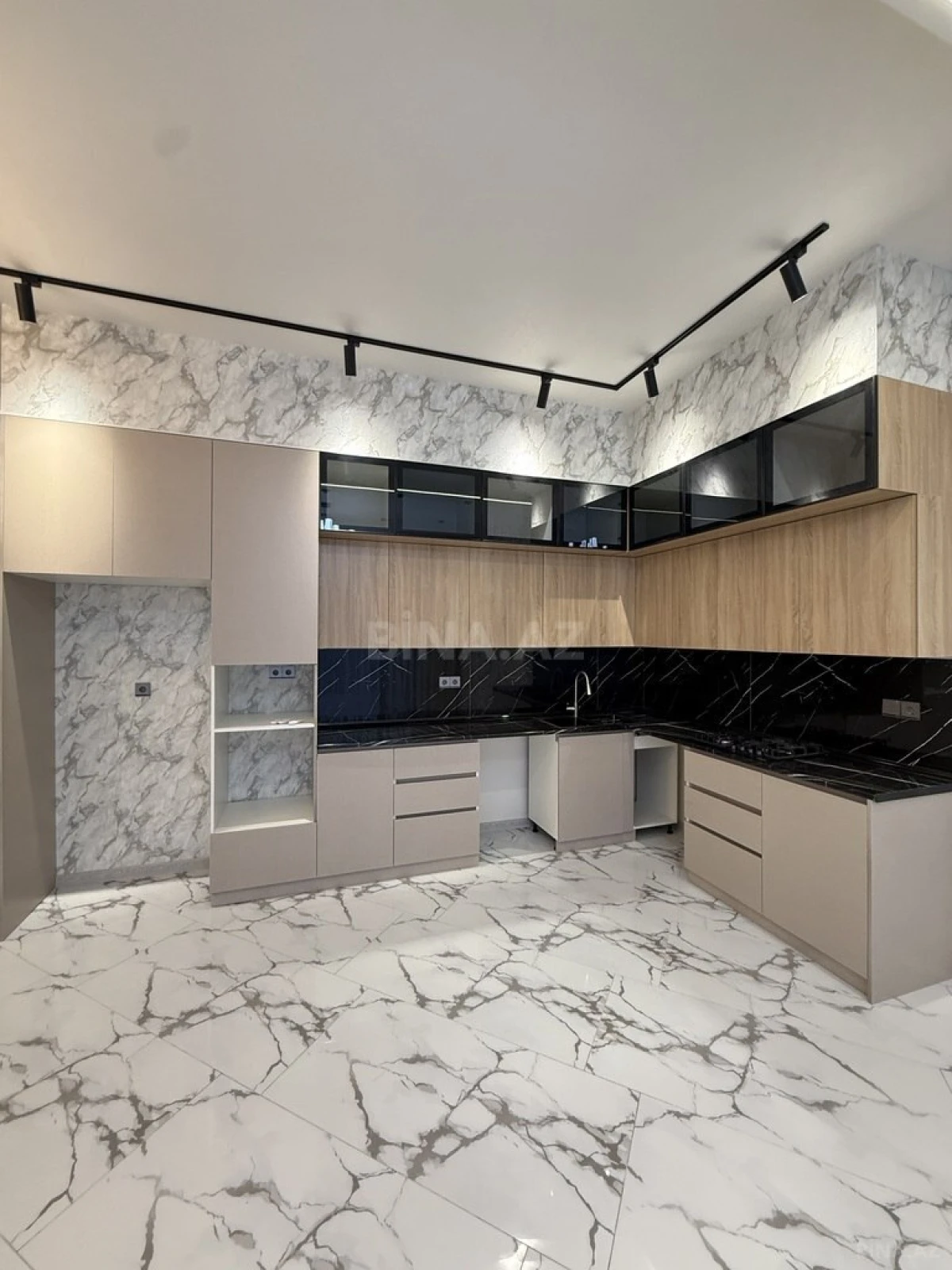 Satılır 4 otaqlı həyət evi 130 m²