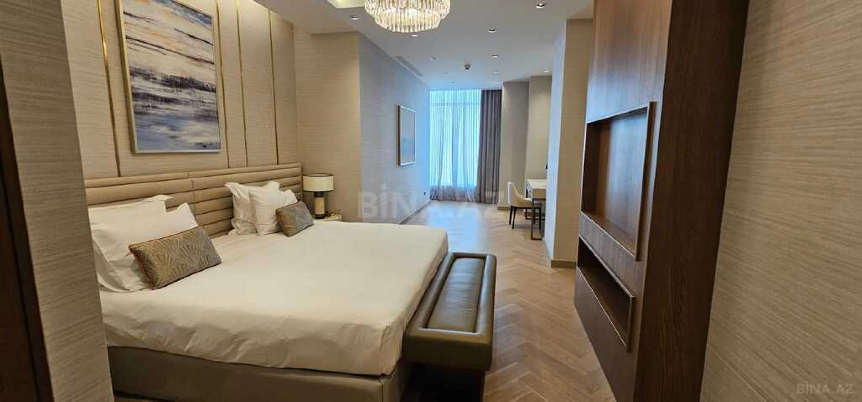 Satılır 3 otaqlı mənzil 155 m²