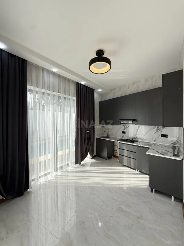 Satılır 4 otaqlı həyət evi 140 m²