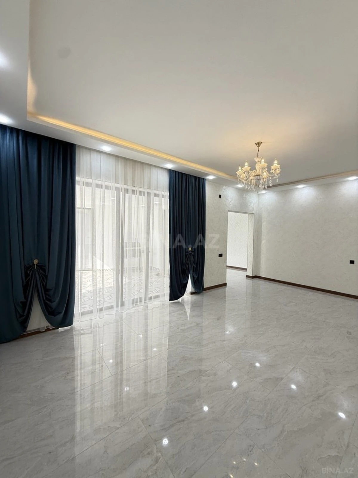 Satılır 4 otaqlı həyət evi 140 m²