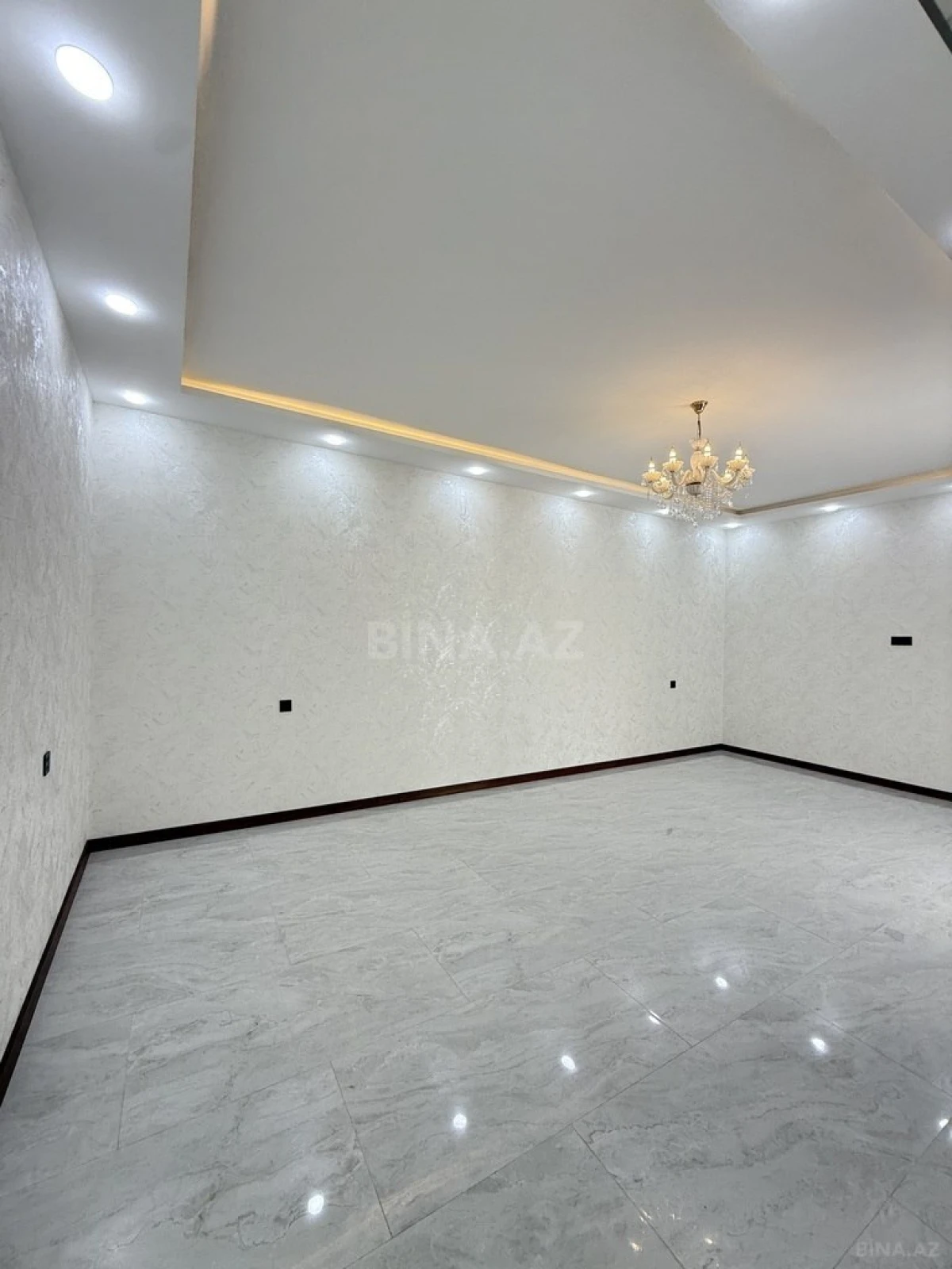 Satılır 4 otaqlı həyət evi 140 m²