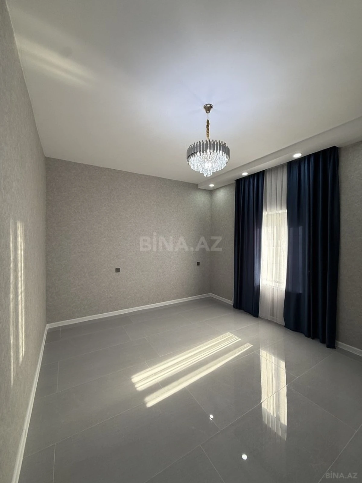 Satılır 4 otaqlı həyət evi 155 m²