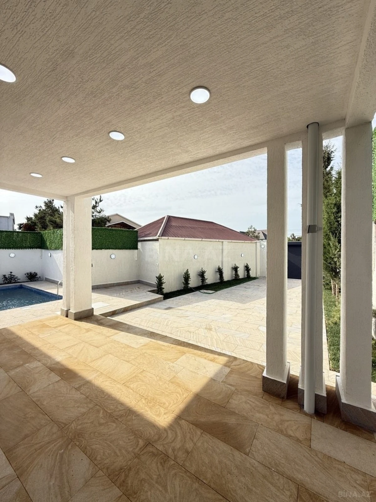 Satılır 4 otaqlı həyət evi 155 m²