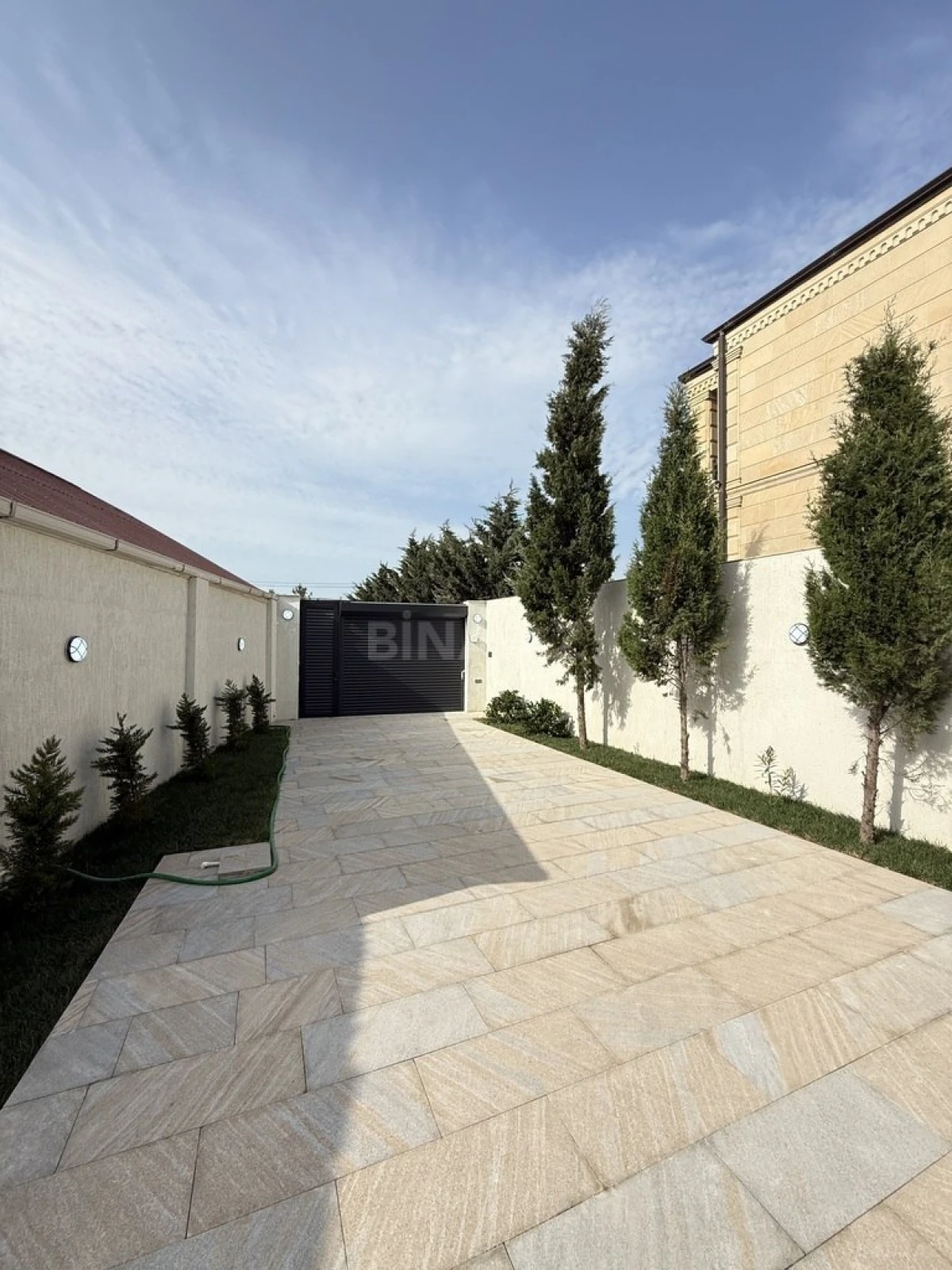 Satılır 4 otaqlı həyət evi 155 m²