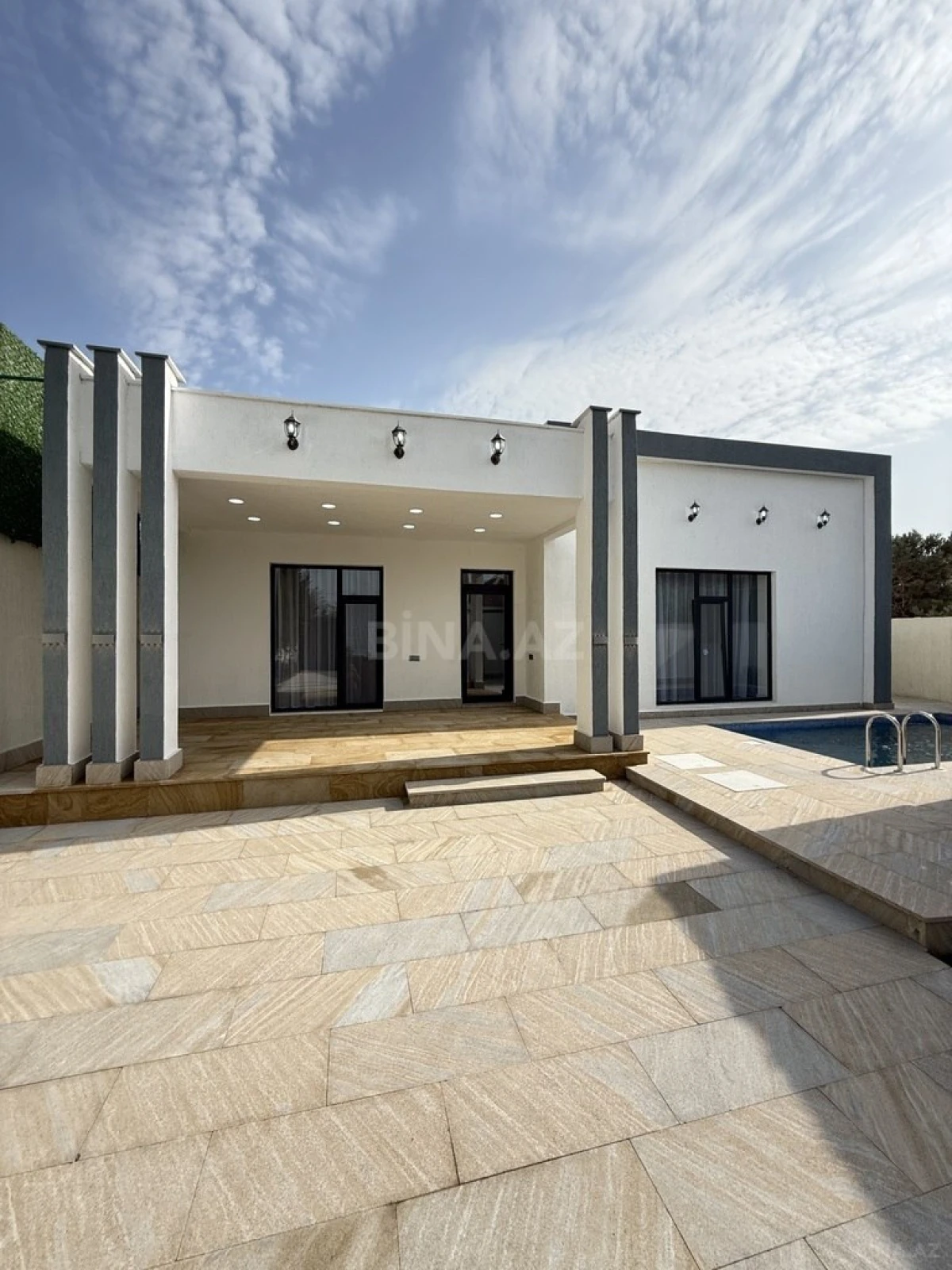 Satılır 4 otaqlı həyət evi 155 m²