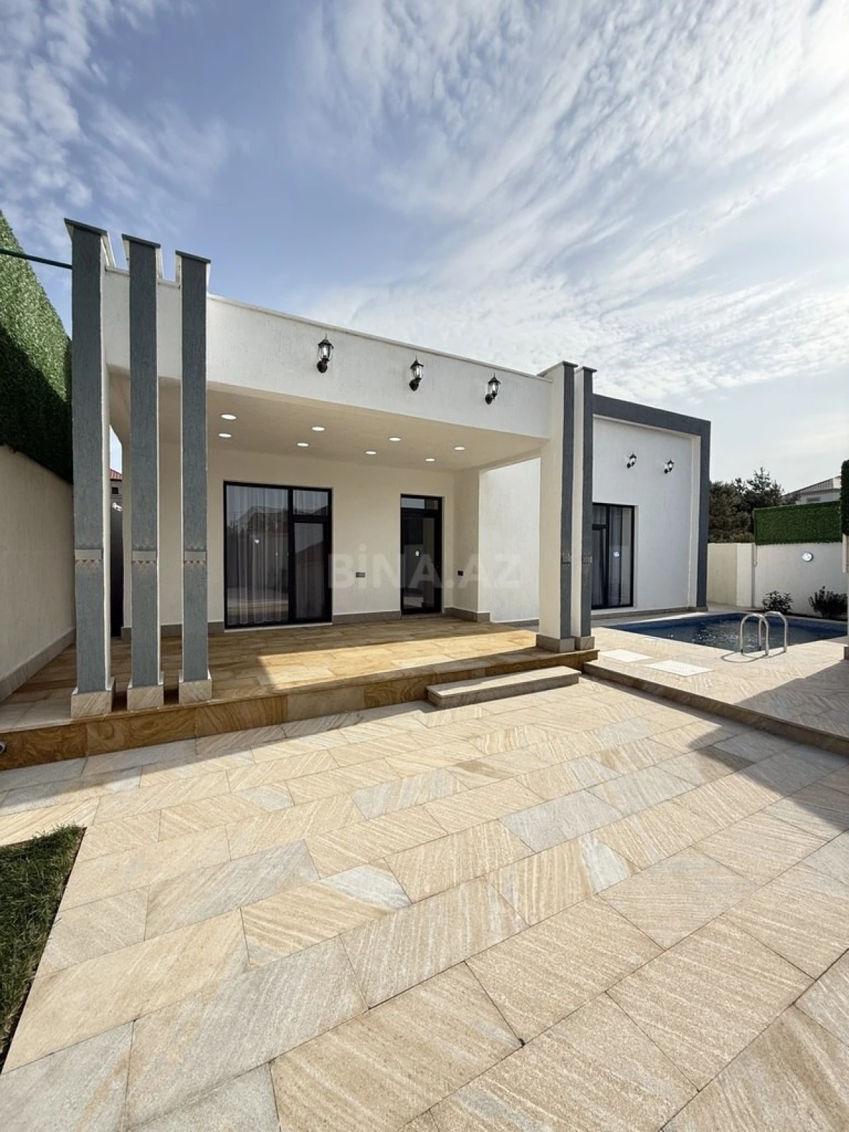 Satılır 4 otaqlı həyət evi 155 m²