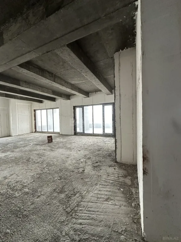 Satılır obyekt 508 m²