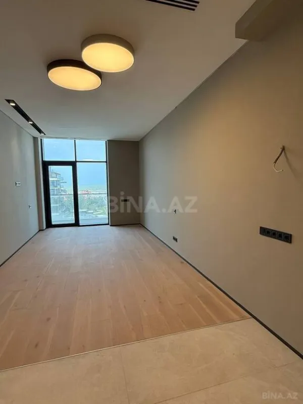 Satılır 2 otaqlı mənzil 73 m²