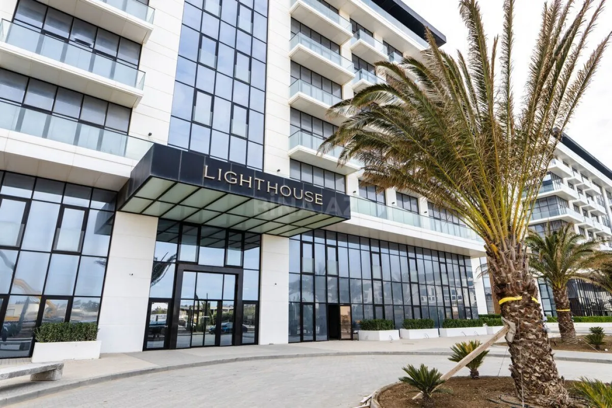 Satılır 2 otaqlı mənzil 65 m²