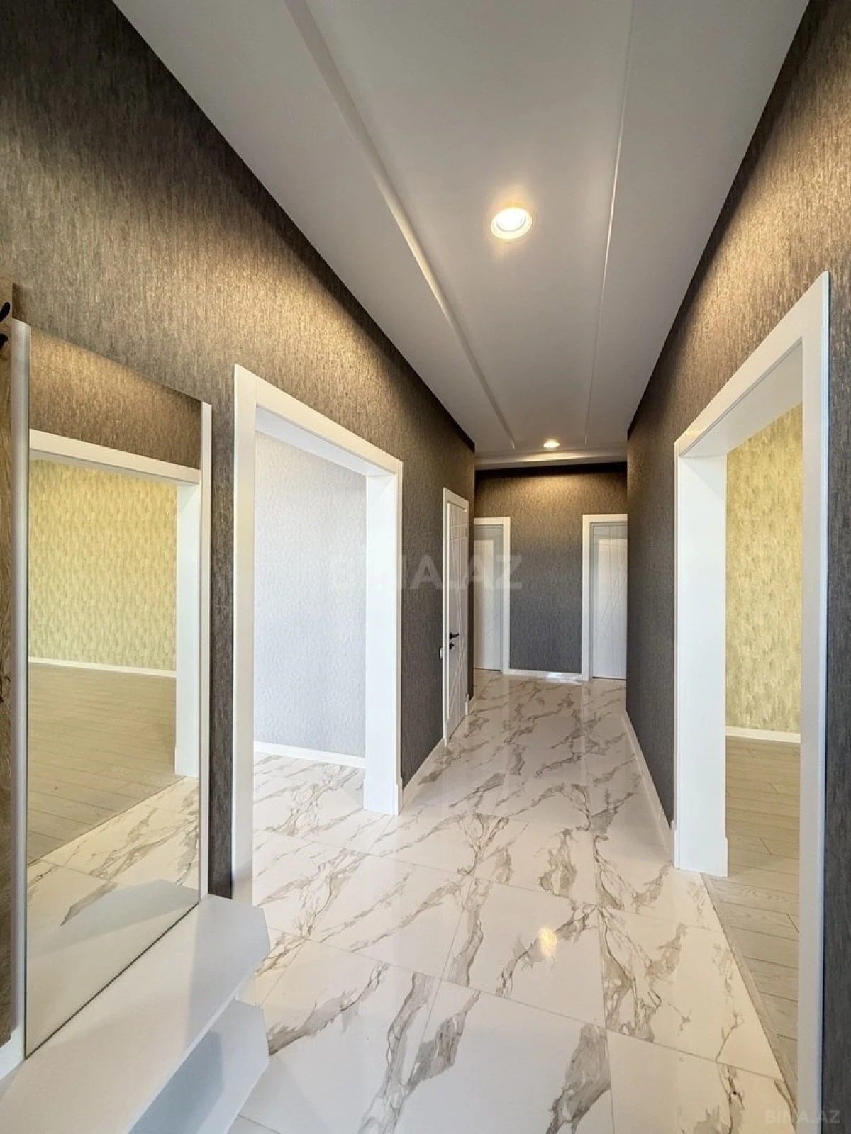 Satılır 4 otaqlı həyət evi 160 m²
