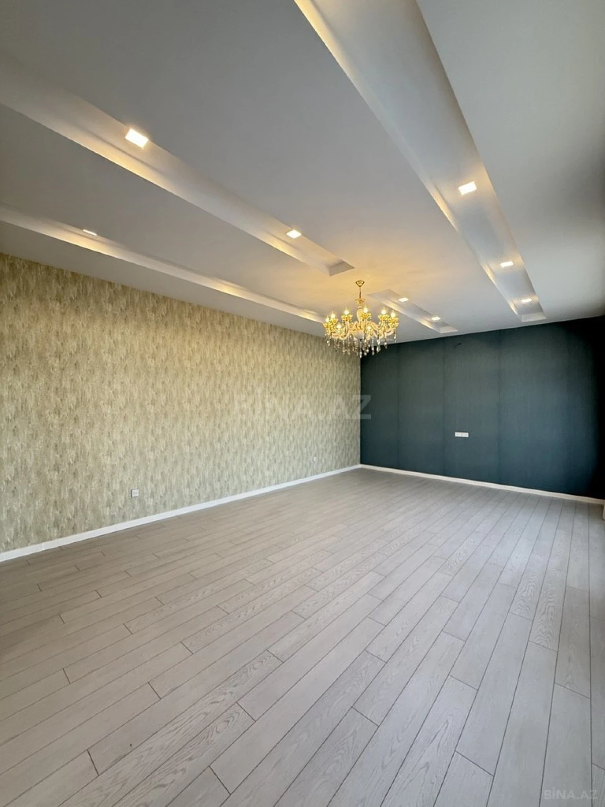 Satılır 4 otaqlı həyət evi 160 m²
