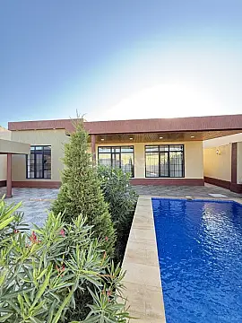 Satılır 4 otaqlı həyət evi 160 m²