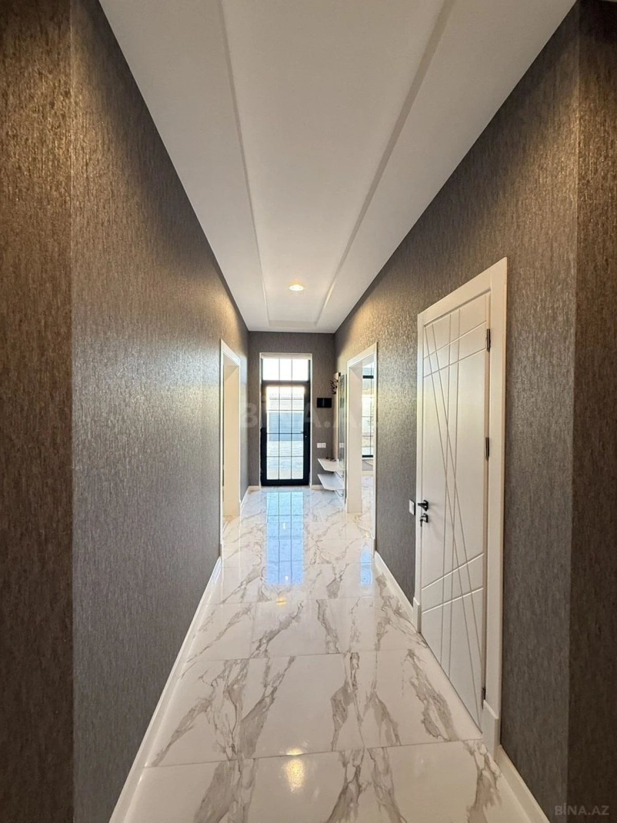 Satılır 4 otaqlı həyət evi 160 m²