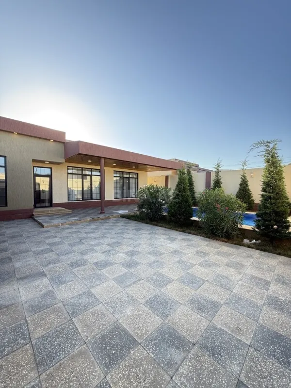 Satılır 4 otaqlı həyət evi 160 m²