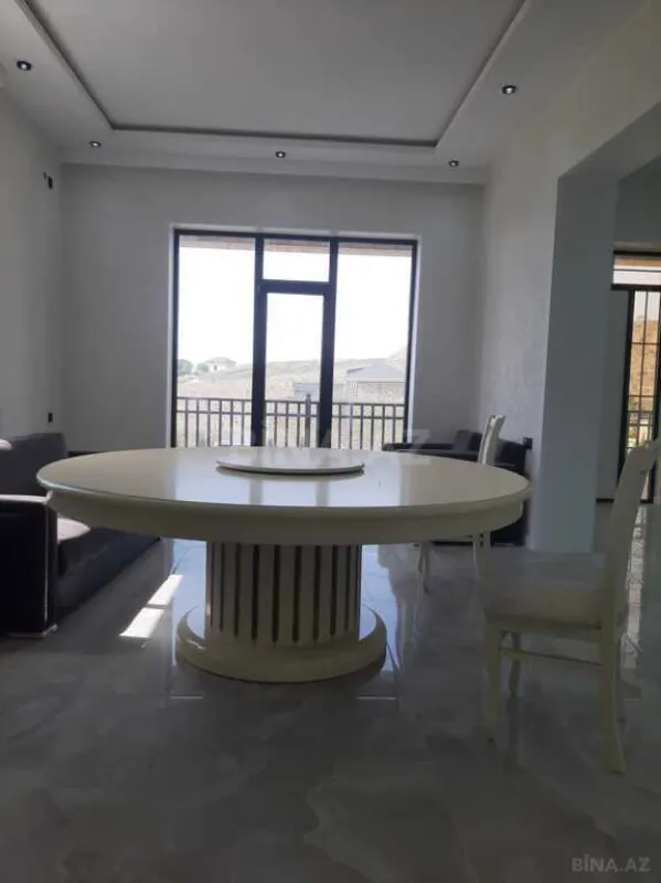 Satılır 4 otaqlı həyət evi 160 m²