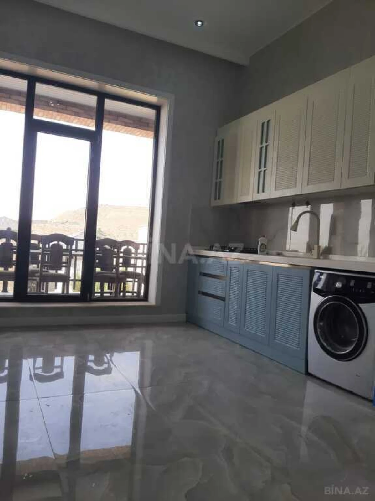 Satılır 4 otaqlı həyət evi 160 m²