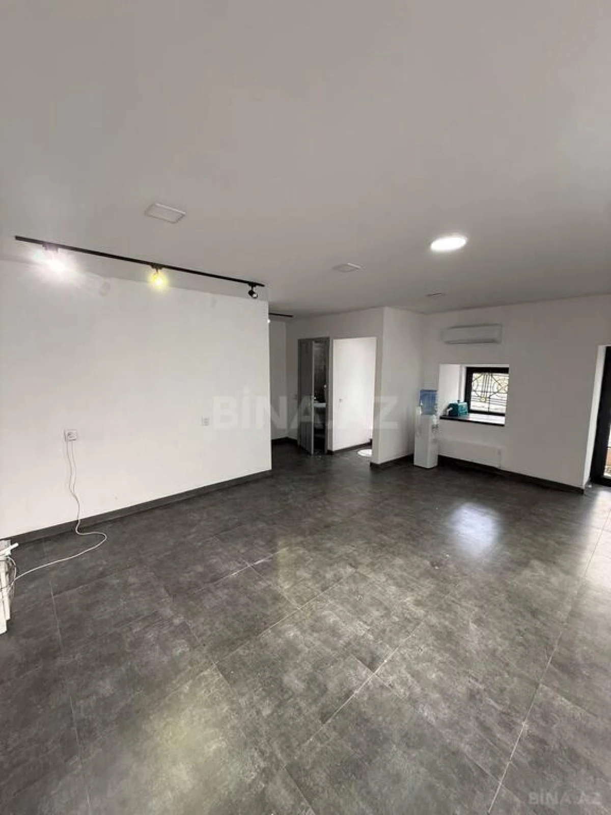 Kirayə verilir obyekt 45 m²