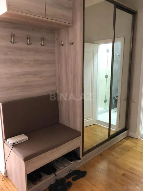 Kirayə verilir 3 otaqlı mənzil 110 m²