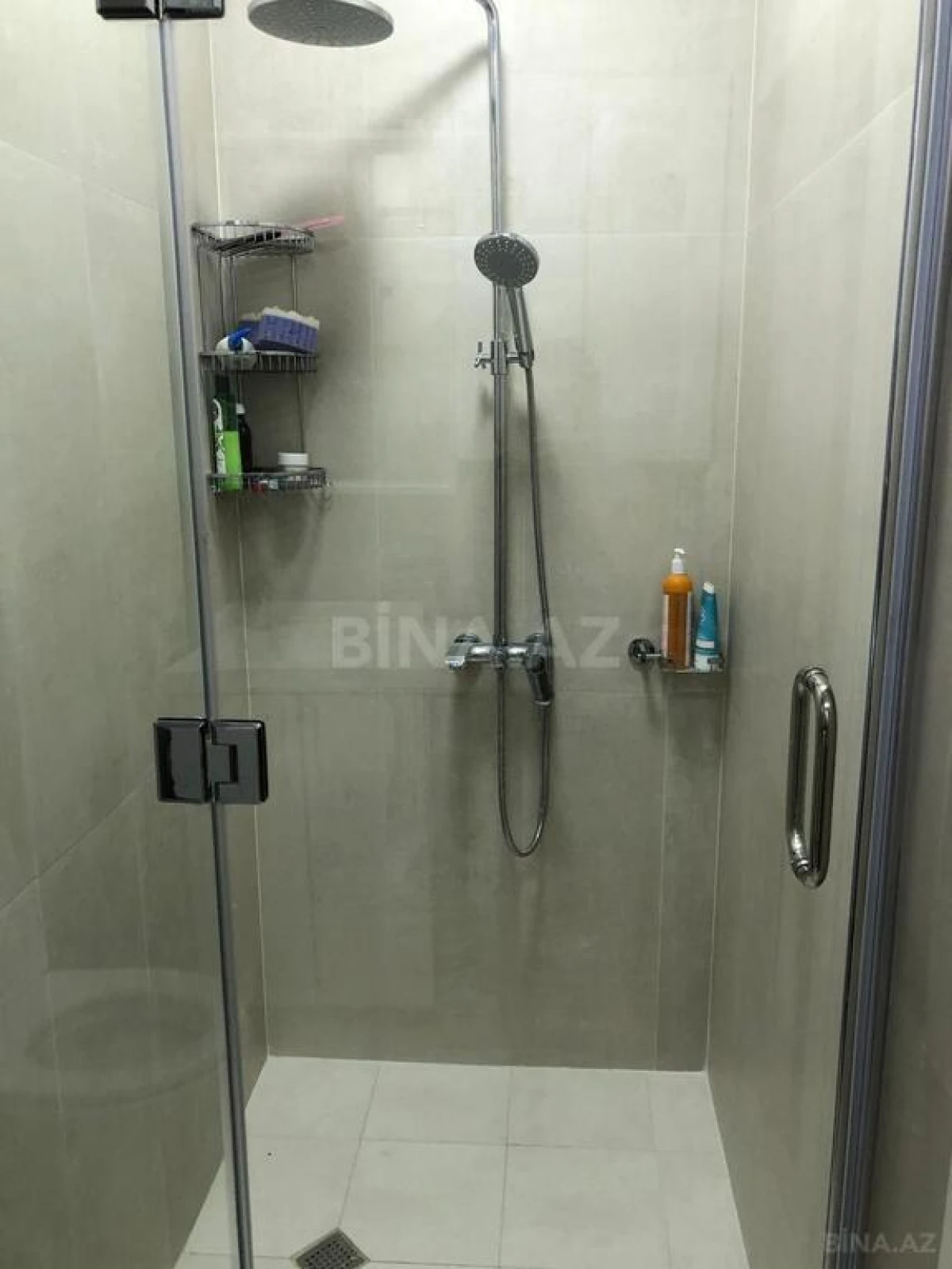 Kirayə verilir 3 otaqlı mənzil 110 m²
