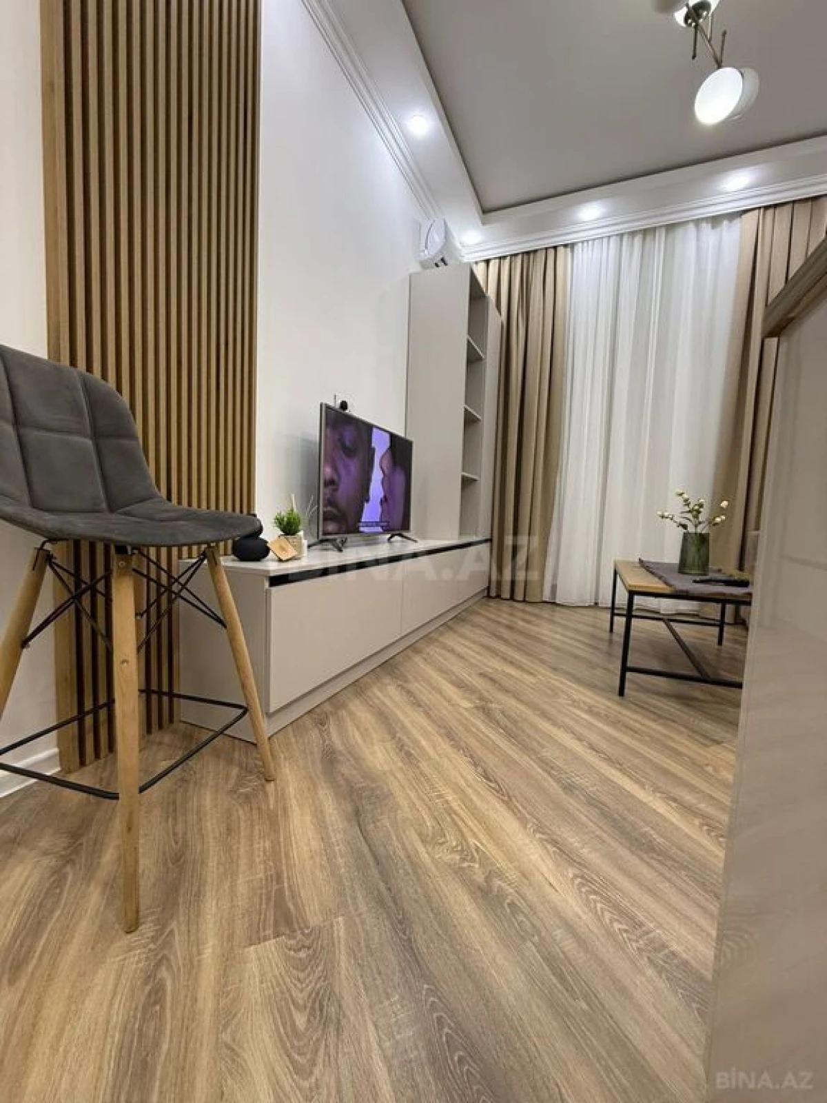 Kirayə verilir 2 otaqlı mənzil 50 m²