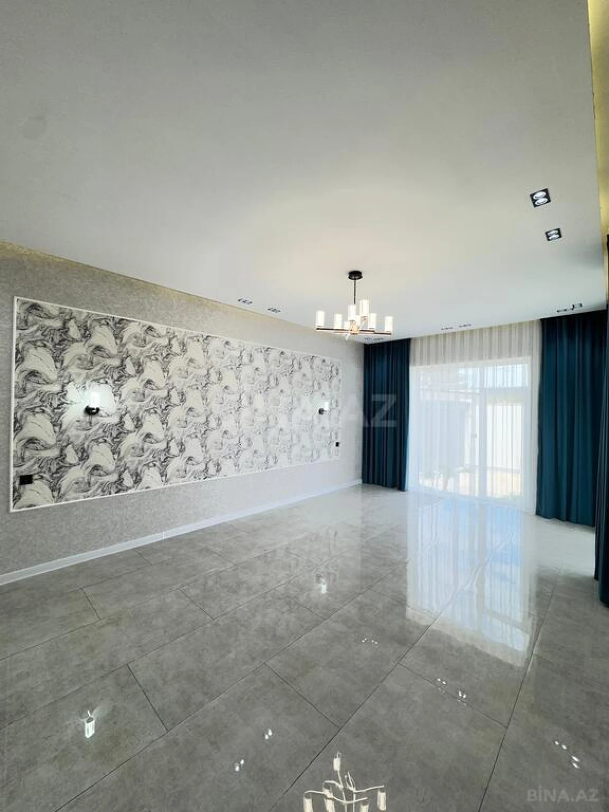 Satılır 4 otaqlı həyət evi 150 m²
