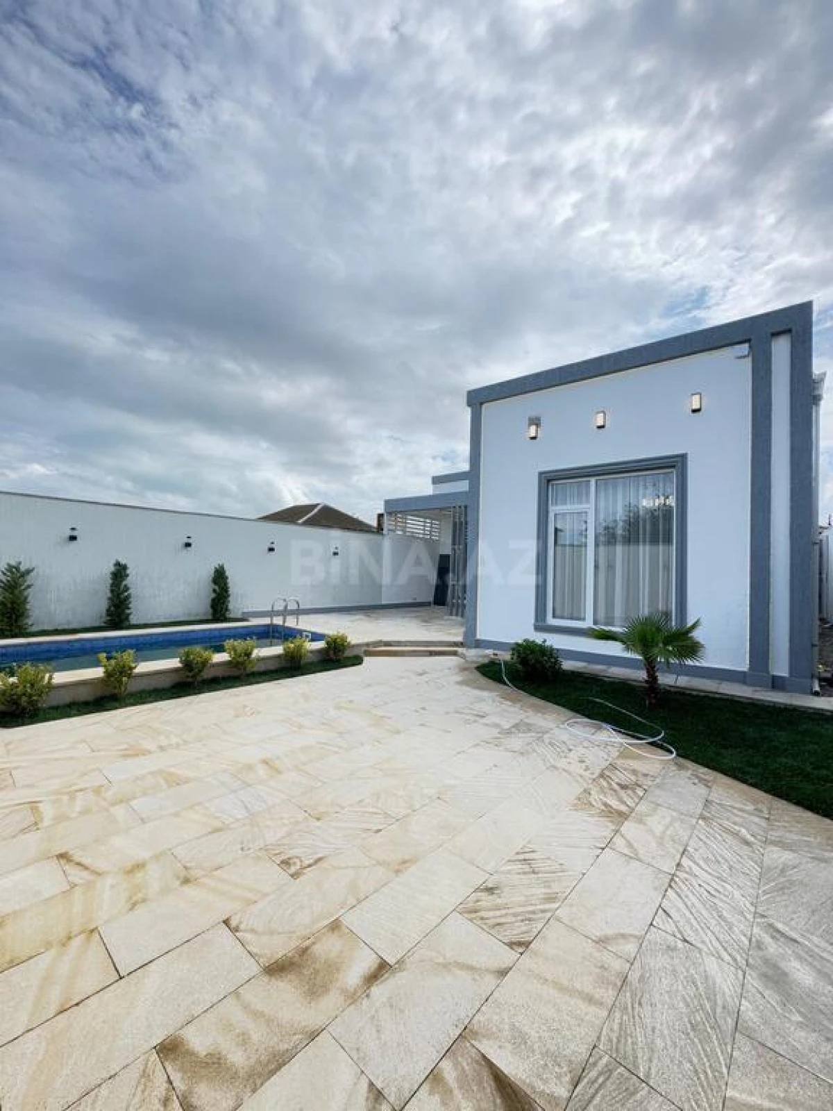 Satılır 4 otaqlı həyət evi 150 m²