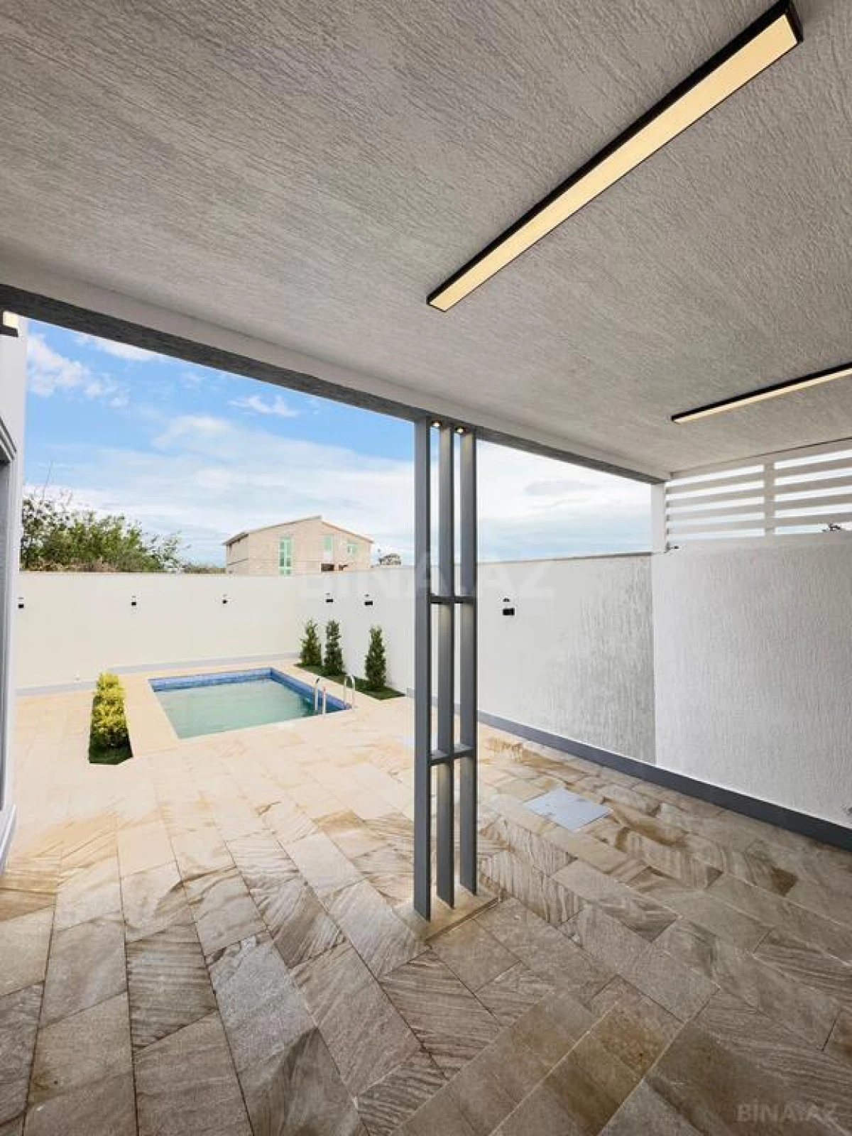 Satılır 4 otaqlı həyət evi 150 m²