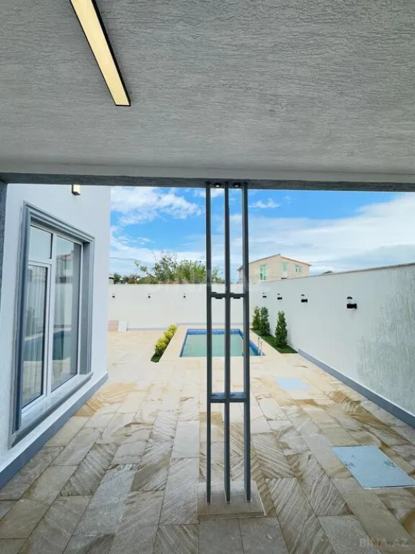 Satılır 4 otaqlı həyət evi 150 m²