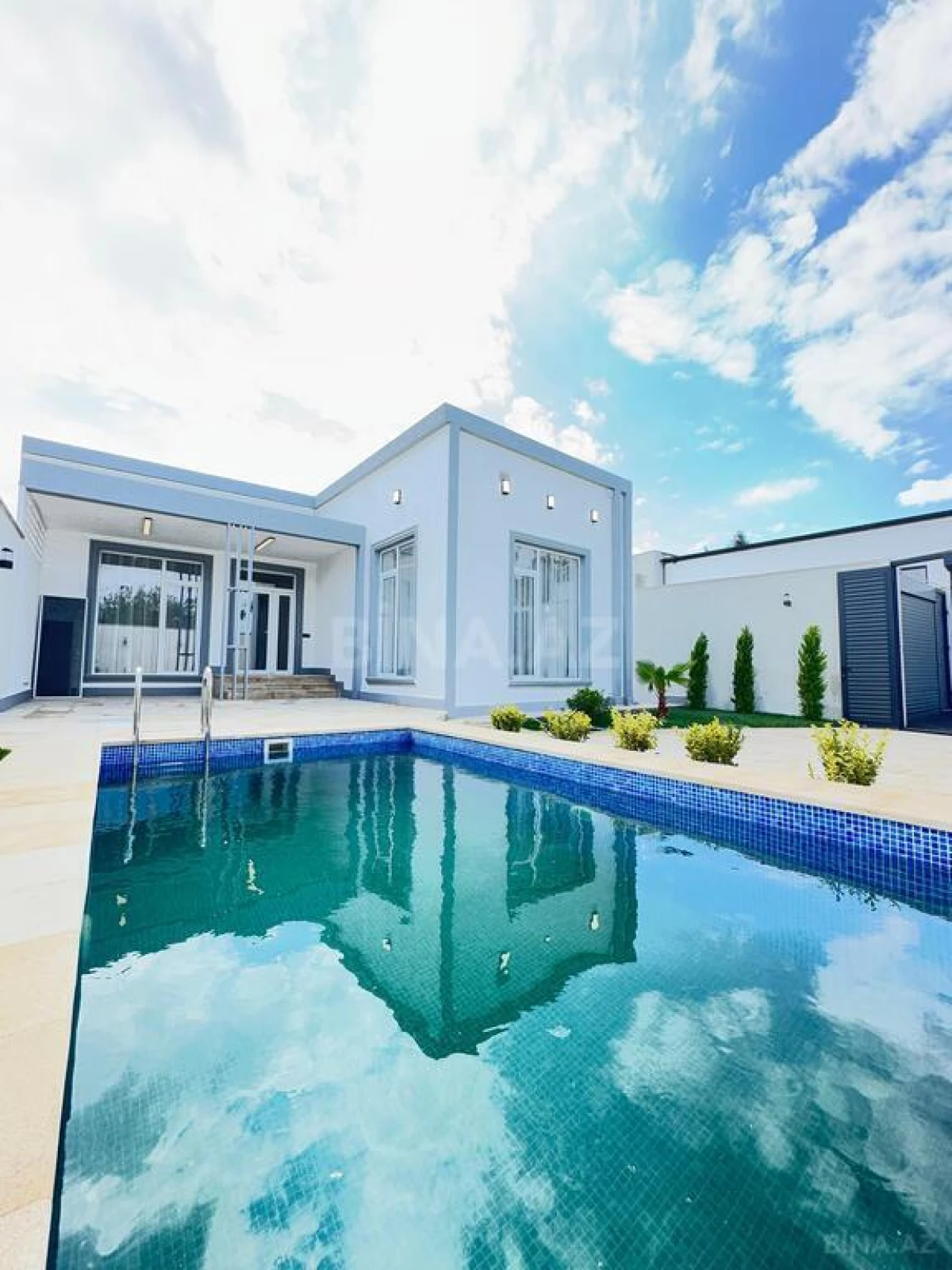 Satılır 4 otaqlı həyət evi 150 m²