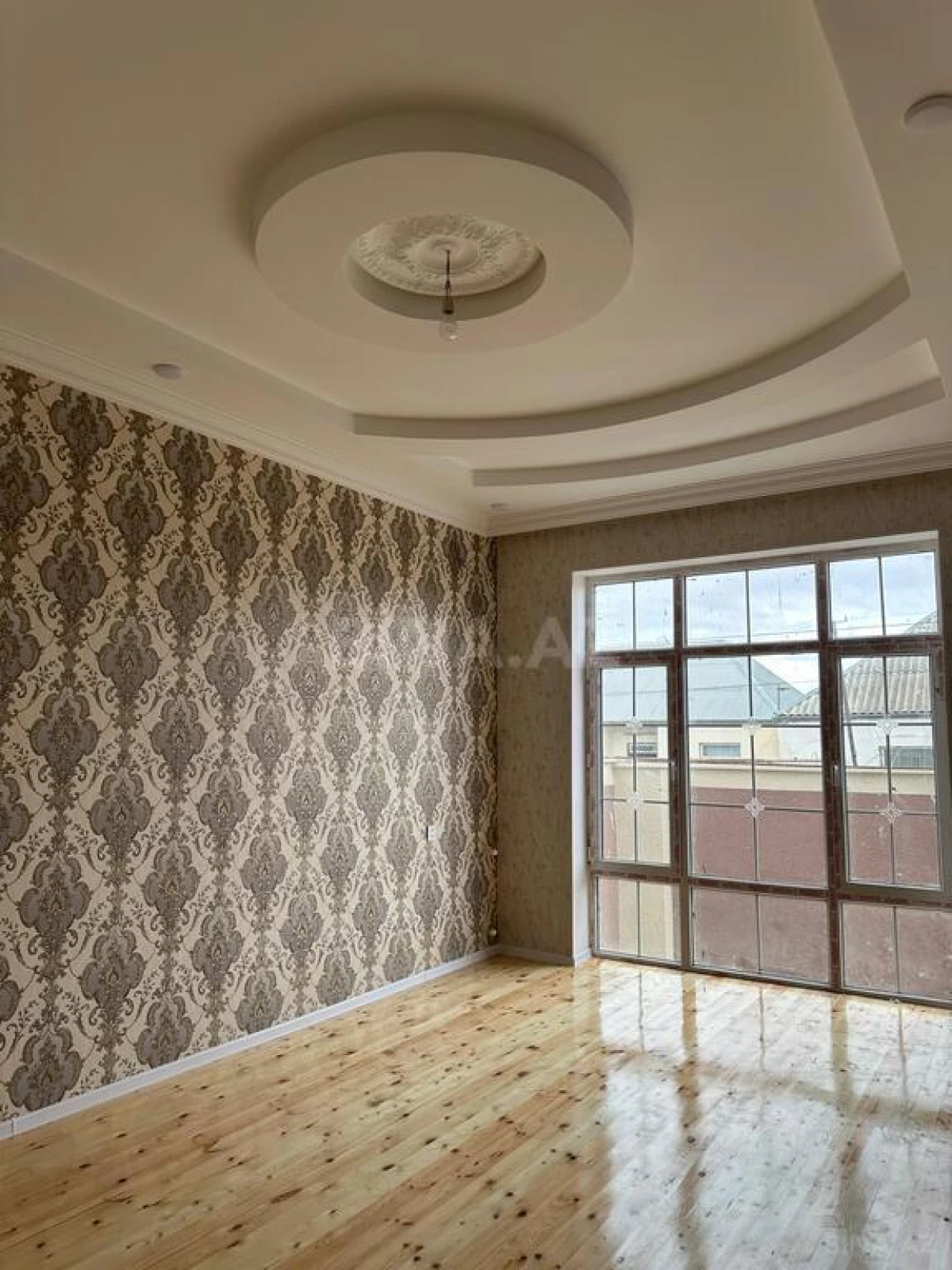 Satılır 3 otaqlı həyət evi 100 m²