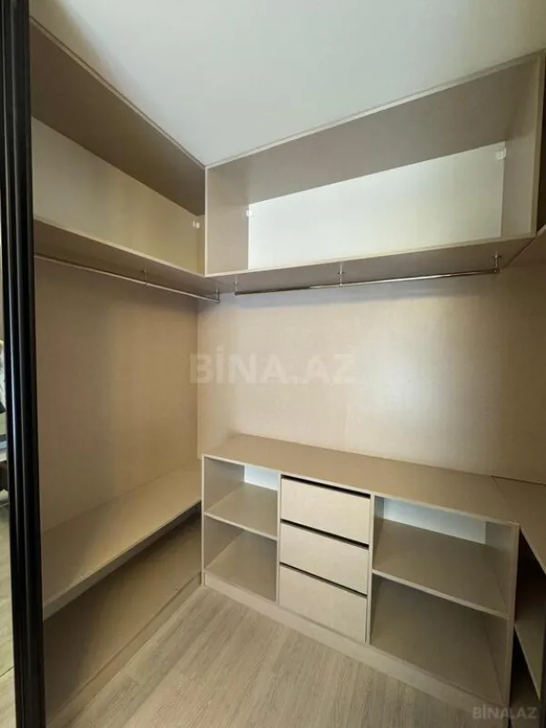 Kirayə verilir 3 otaqlı mənzil 140 m²