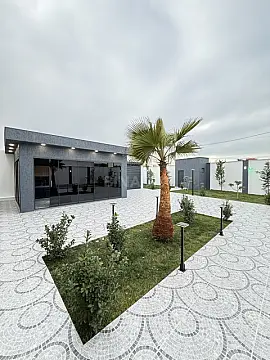Satılır 5 otaqlı həyət evi 220 m²