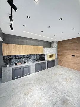 Satılır 5 otaqlı həyət evi 220 m²