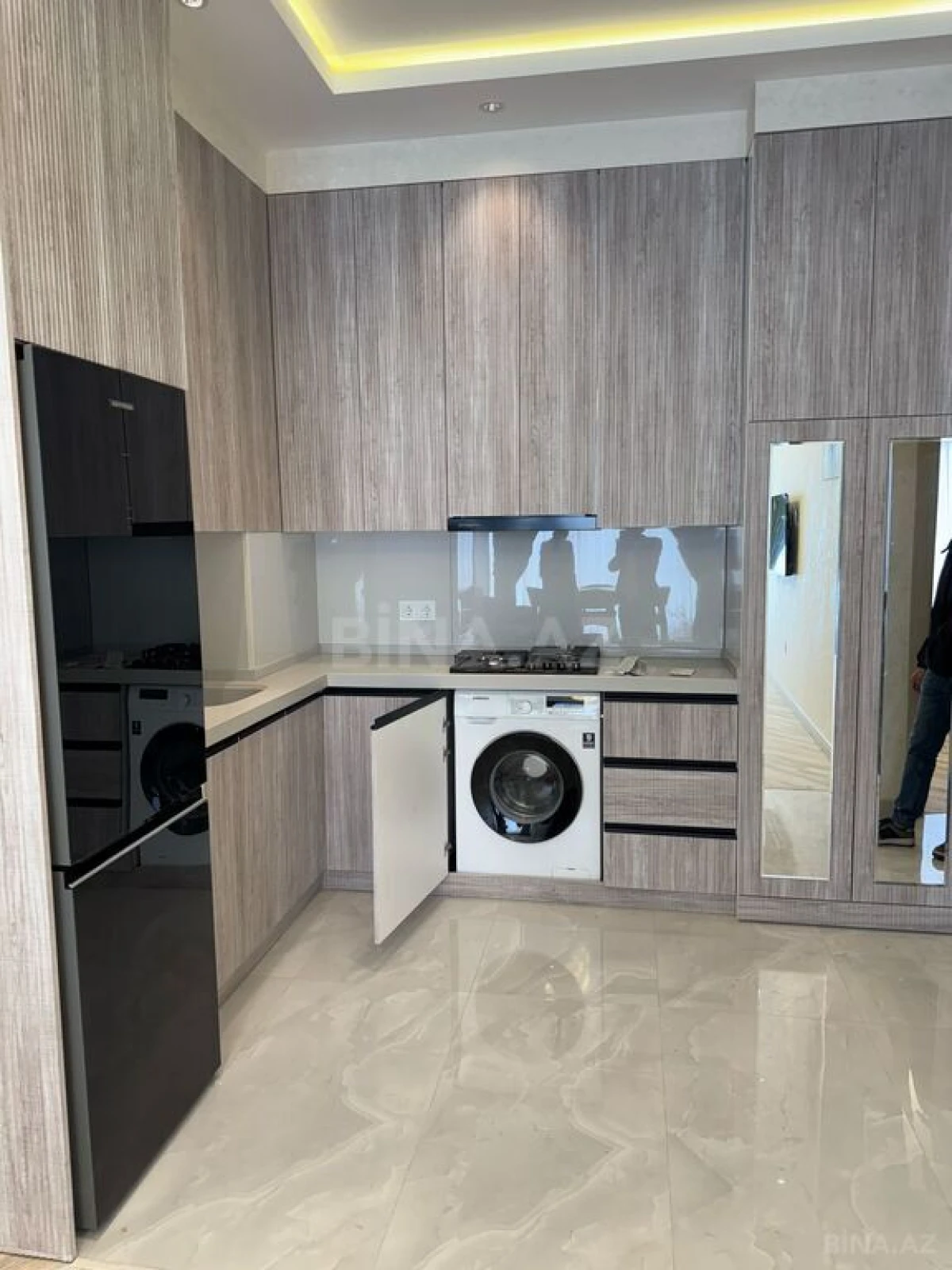 Kirayə verilir 2 otaqlı mənzil 60 m²