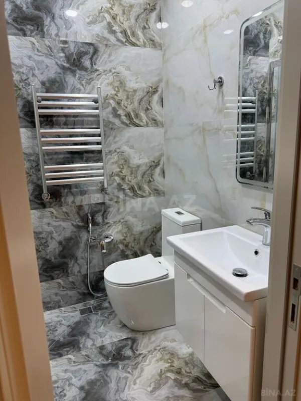 Kirayə verilir 2 otaqlı mənzil 60 m²