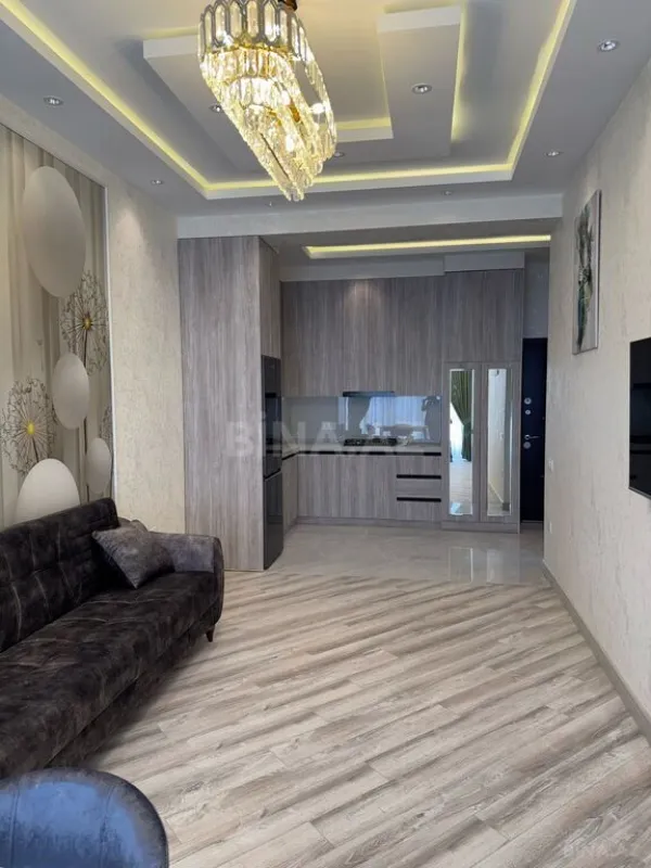 Kirayə verilir 2 otaqlı mənzil 60 m²
