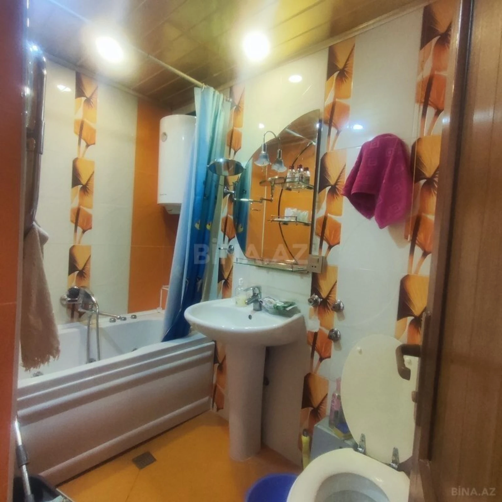 Kirayə verilir 2 otaqlı mənzil 70 m²