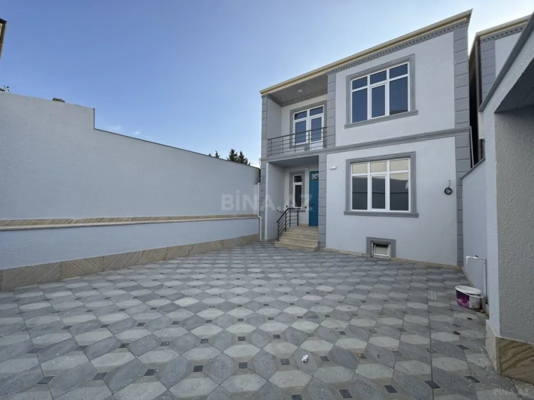 Satılır 4 otaqlı həyət evi 140 m²