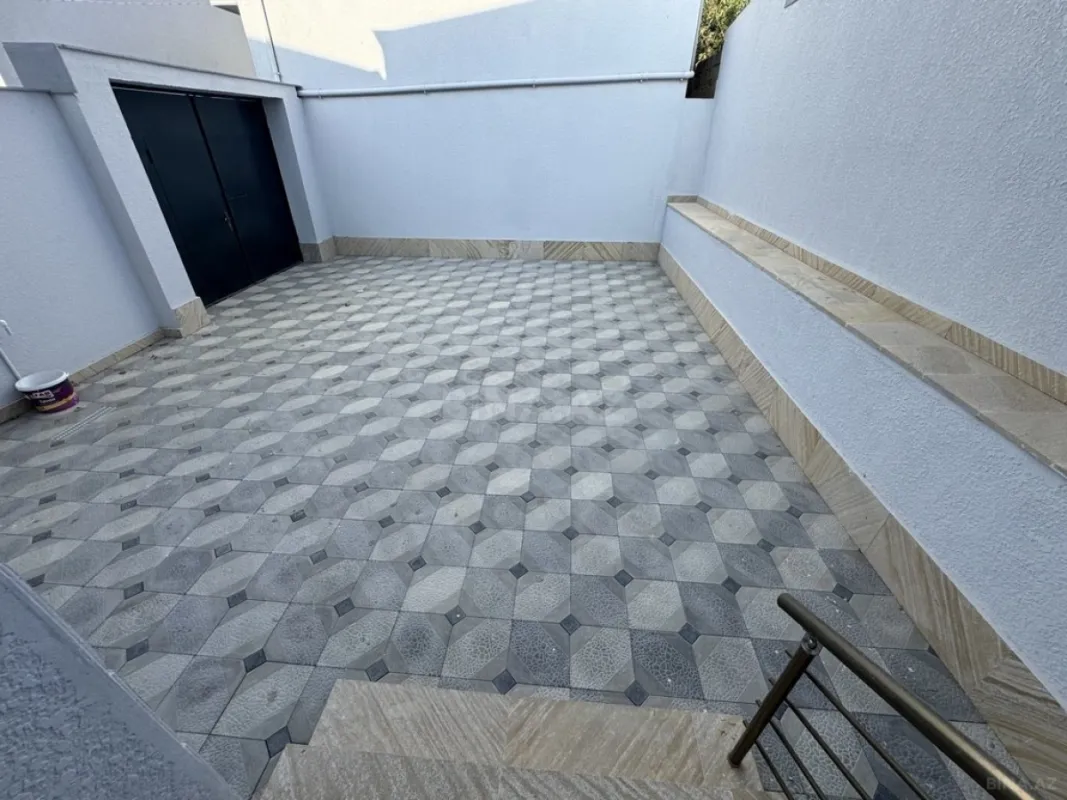 Satılır 4 otaqlı həyət evi 140 m²
