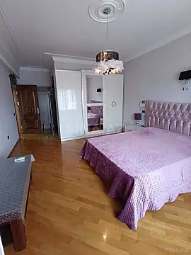 Kirayə verilir 4 otaqlı mənzil 200 m²