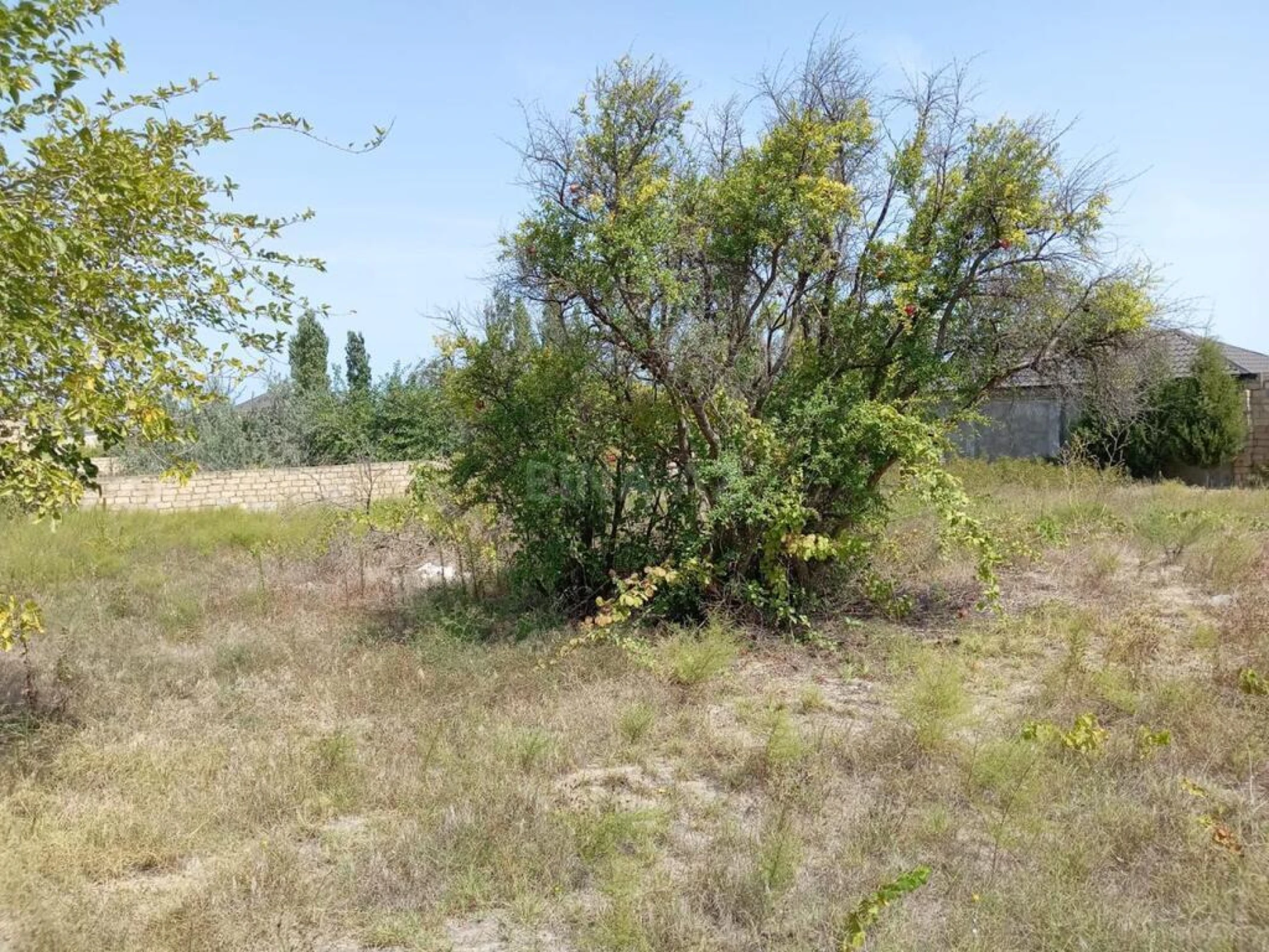 Satılır torpaq sahəsi 12 m²