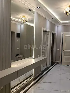 Kirayə verilir 2 otaqlı mənzil 107 m²